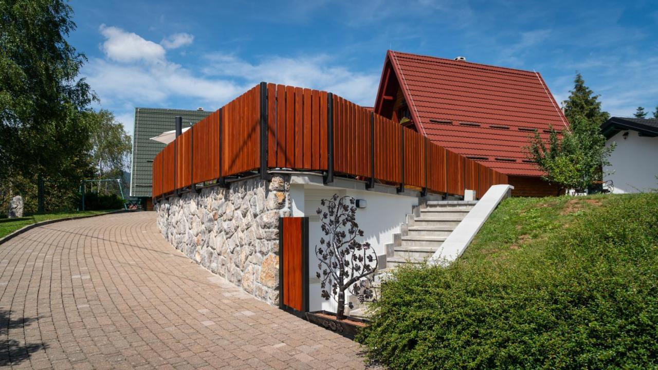 Villa Chalets Runolist Crni Lug Exterior foto